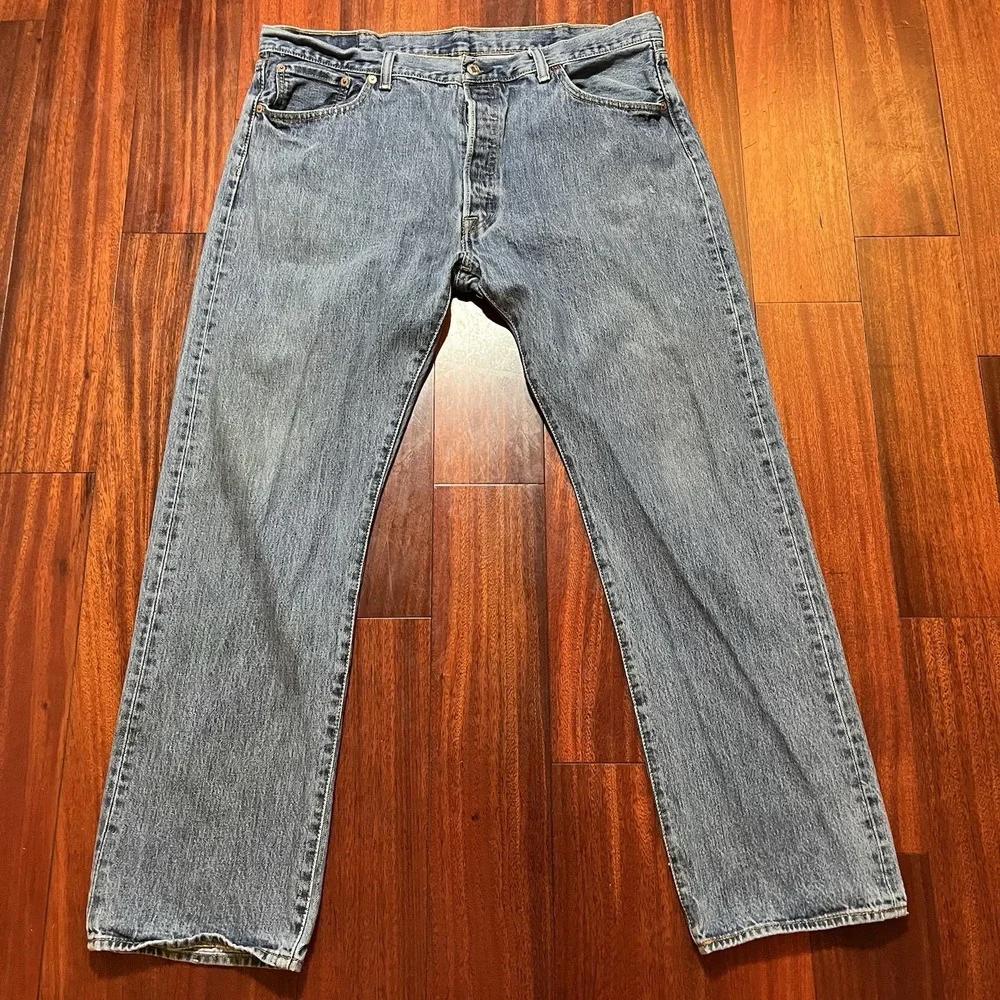 Levis 501 Jeans Mens 40x32 Blue Button Fly Denim Pants Faded Classic Original